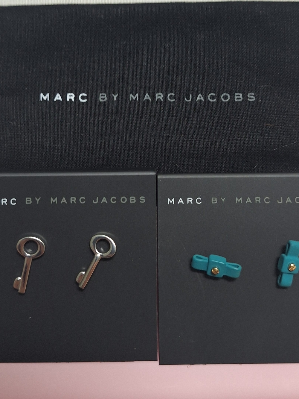 Marc by Marc Jacobs Teal & Silver Key Cuff Links Set